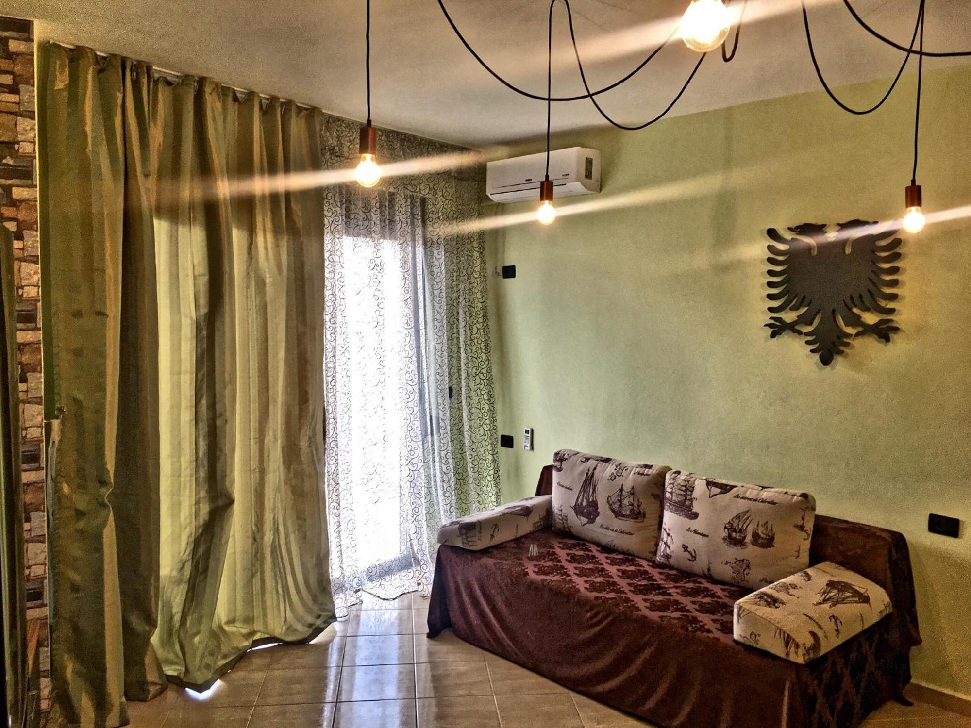 Royal Apartment Luxury Holiday For Queen And King Саранда Экстерьер фото